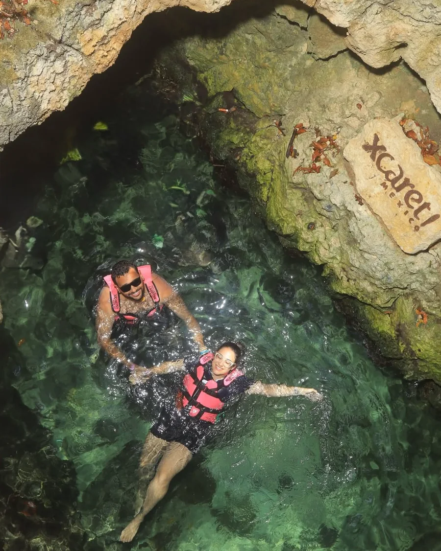 Adriano e Nanda no Xcaret, México